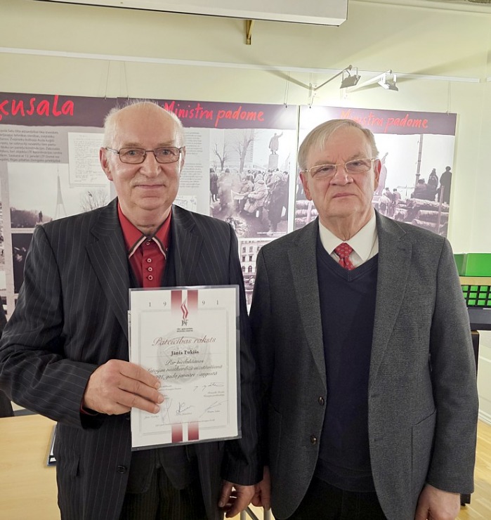 1991.gada barikāžu muzejā notiek Pateicības raksta apbalvošanas pasākums 384158