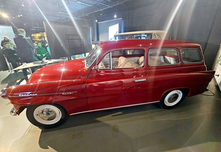Rīgas Motormuzejā čehu autozīmols «Škoda» atzīmē 130. gadu jubileju un atskatās uz 2025.gada sasniegto 384184