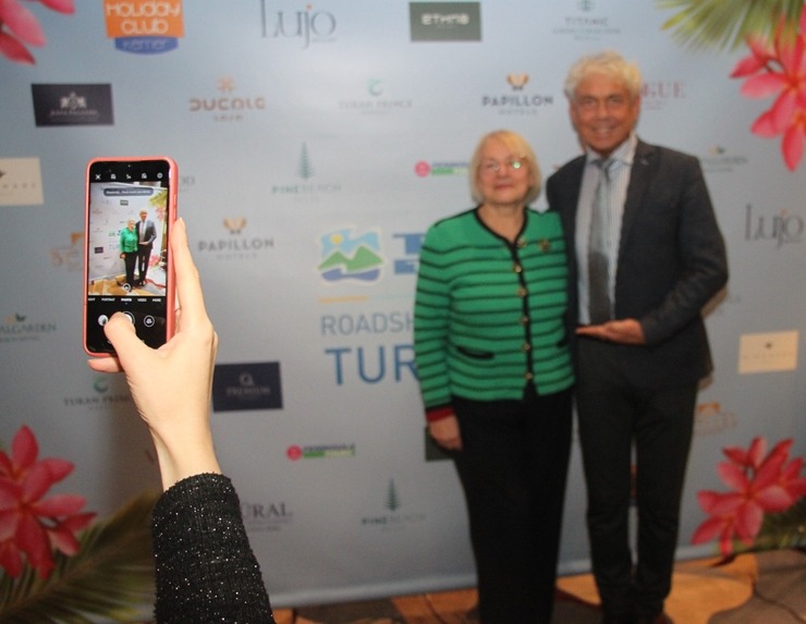 «Tez Tour» rīko Turcijas «Roadshow 2026» Latvijas tūrisma firmām «Grand Hotel Kempinski Riga» 384478