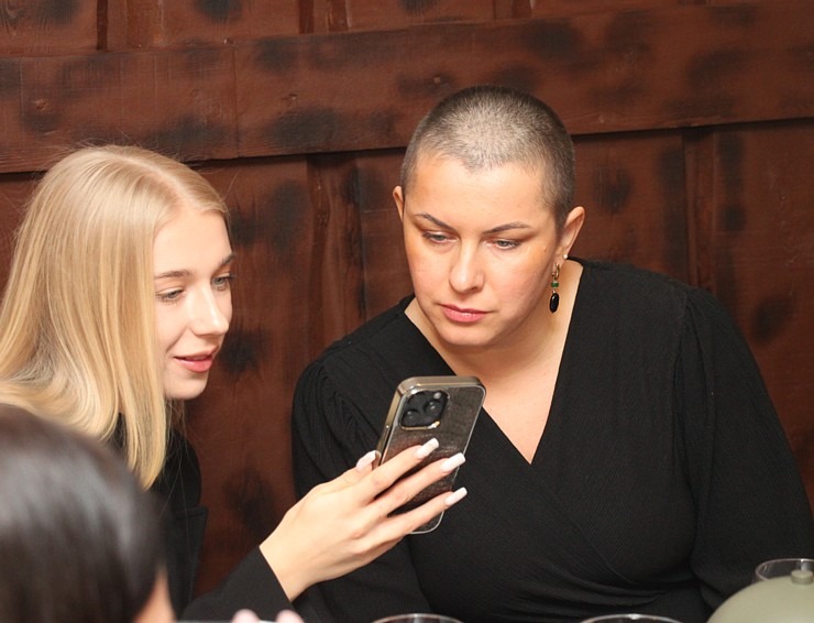 Rīgā izbaudām 5 kārtu vakariņas un prāta spēli «Lamberta Grill Show» restorānā 384546