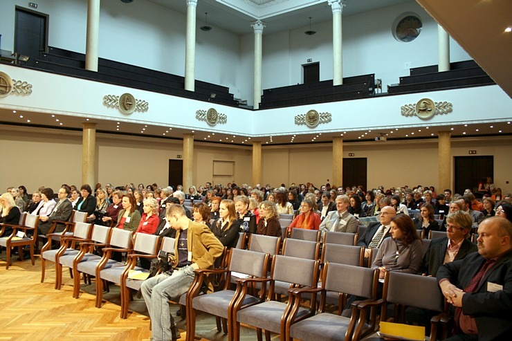 Tiek sveikti «GADA CILVĒKS TŪRISMĀ 2006» laureāti 385155