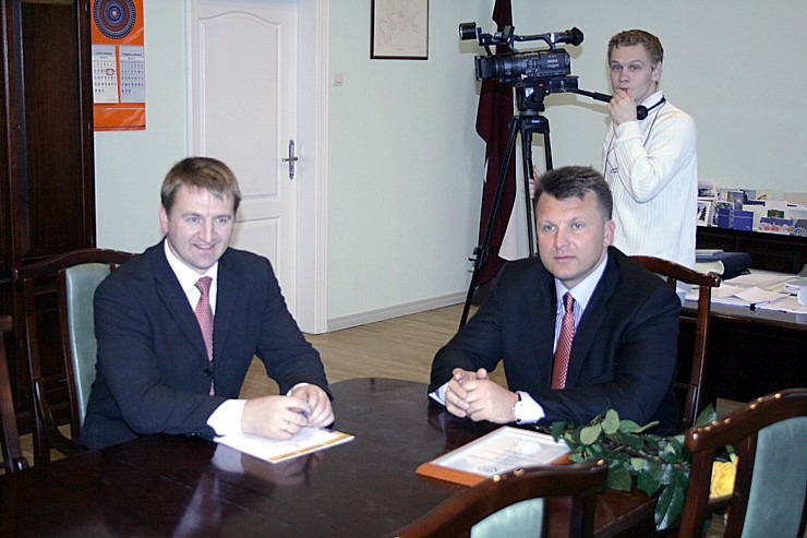 Tiek sveikti «GADA CILVĒKS TŪRISMĀ 2006» laureāti 385185