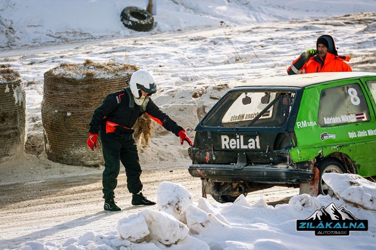 Zilākalna autotrase atgriezusies ar vērienu - Ziemas autokrosa un folkreisa sacensības, kas paliks atmiņā 386926