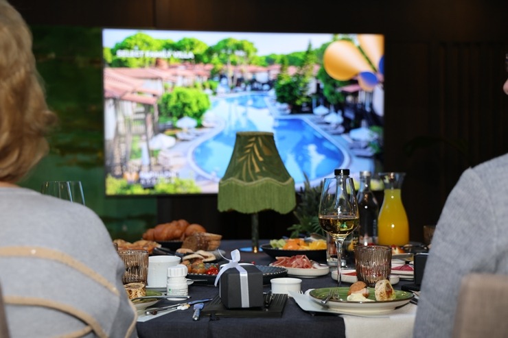 Tūroperators «Coral Travel Latvia» rīko iepazīšanās brokastis Latvijas tūrisma firmām ar Turcijas «Papillon Hotels» Vecrīgas viesnīcā «Pullman Riga Ol 387171