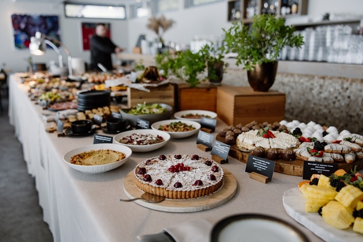 Daži fotomirkļi no Jūrmalas restorāna «36.line Grill Restaurant» jaunā koncepta «After-work brunch» ēdienkartes. Foto:  Inga Bitere 387509
