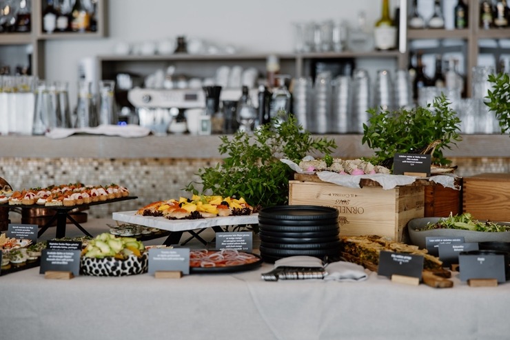 Daži fotomirkļi no Jūrmalas restorāna «36.line Grill Restaurant» jaunā koncepta «After-work brunch» ēdienkartes. Foto:  Inga Bitere 387514