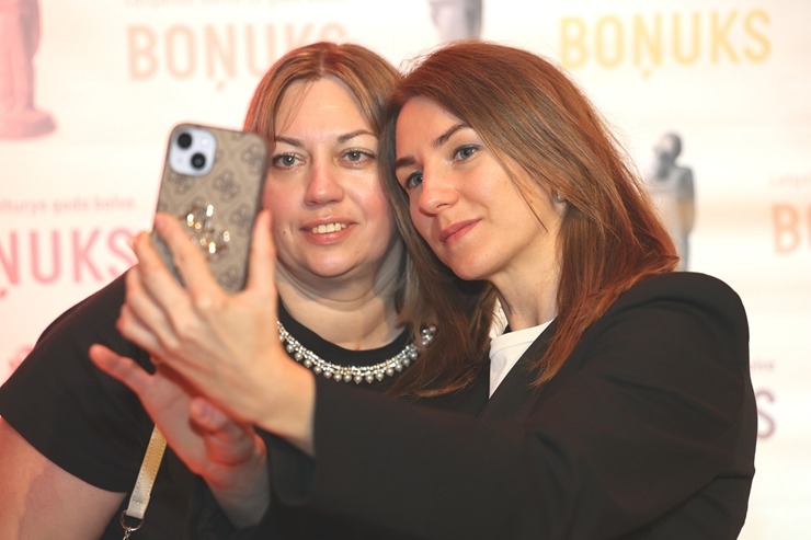 Uz latgaliešu kultūras gada balvas «Boņuks» ceremoniju pulcējas viesi un latgaļi no visas pasaules 388349
