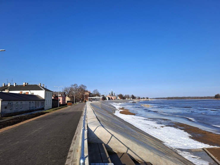 Daugavas aizsargdambis Jēkabpilī - atzinību guvis pilsētas sargs palu laikā 388494