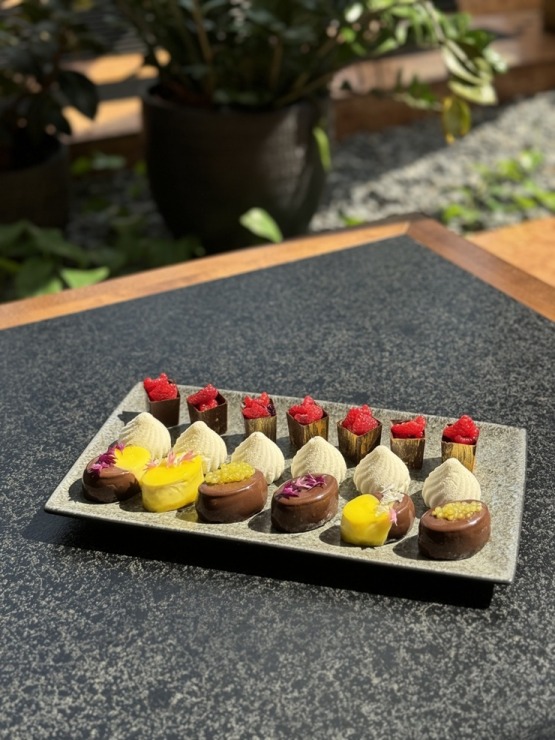 Viesnīca «Radisson Blu Rīdzene» aicina svinētājus uz restorānu «Piramīda» 389088