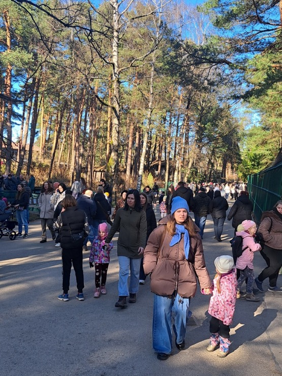 Rekordi krīt: Rīgas Zoo apmeklē rekordliels apmeklētāju skaits 389115