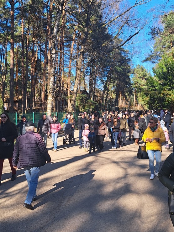 Rekordi krīt: Rīgas Zoo apmeklē rekordliels apmeklētāju skaits 389116
