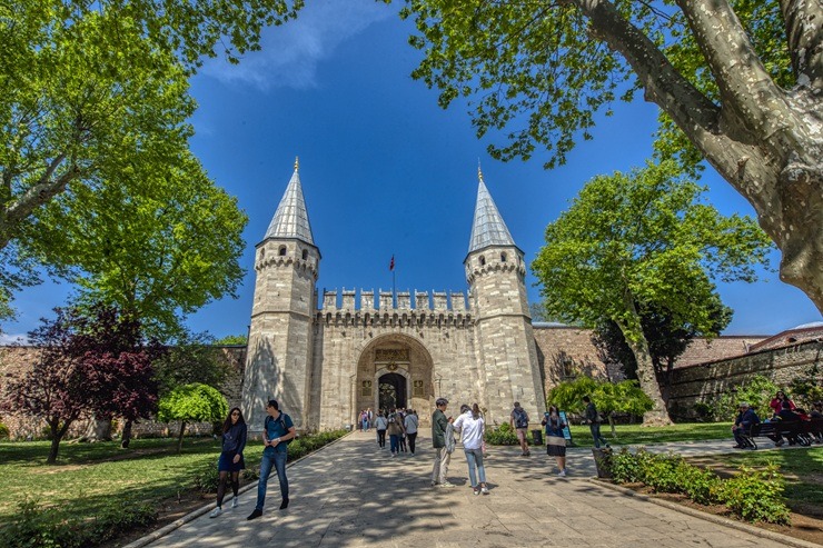 Pavasaris iekrāso Stambulu košās krāsās 389264
