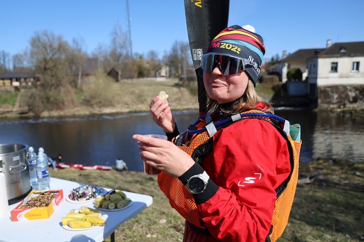 Apmeklējam Latvijas airēšanas maratonu čempionāta posmu uz Maltas upes Latgalē. Sadarbībā ar «Estravel Latvia» 389587