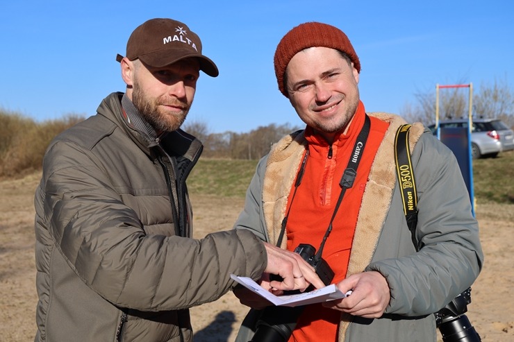 Latvijas airēšanas maratonu čempionāta posms uz Maltas upes Rēzeknes novadā piesaista kuplu sportisku skaitu. Foto: Estravel Latvia 389627