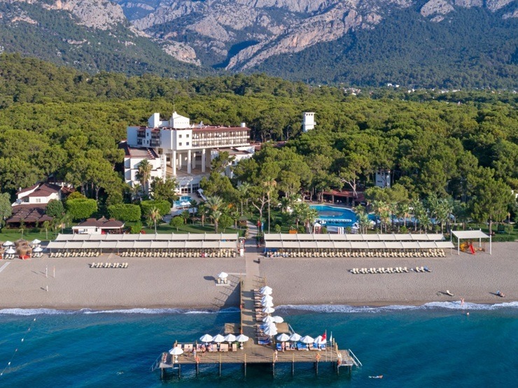 Augstākā līmeņa atpūta Turcijā: «Coral Travel Group» viesnīcu izlase 390294