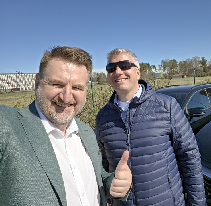 Sadarbībā ar auto nomu «SIXT Latvija» apceļojam Rīgu - VW Golf Variant no 24 eiro dienā 390692