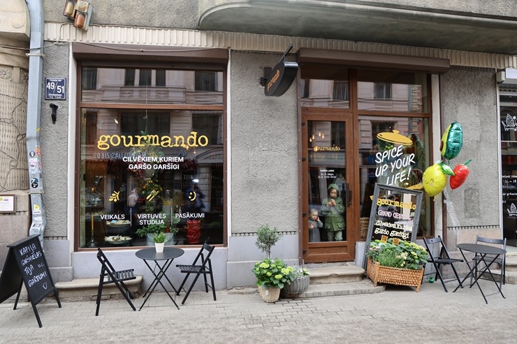 Šefpavārs Elmārs Tannis atver jaunu garšu koncepta veikalu «Gourmando» Rīgā 390882