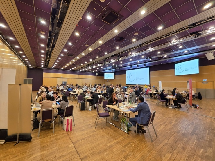 Kontaktbirža «TTR Baltic May 2026» pulcē tūrisma firmas viesnīcā «Radisson Blu Latvija Conference & Spa Hotel» 391232