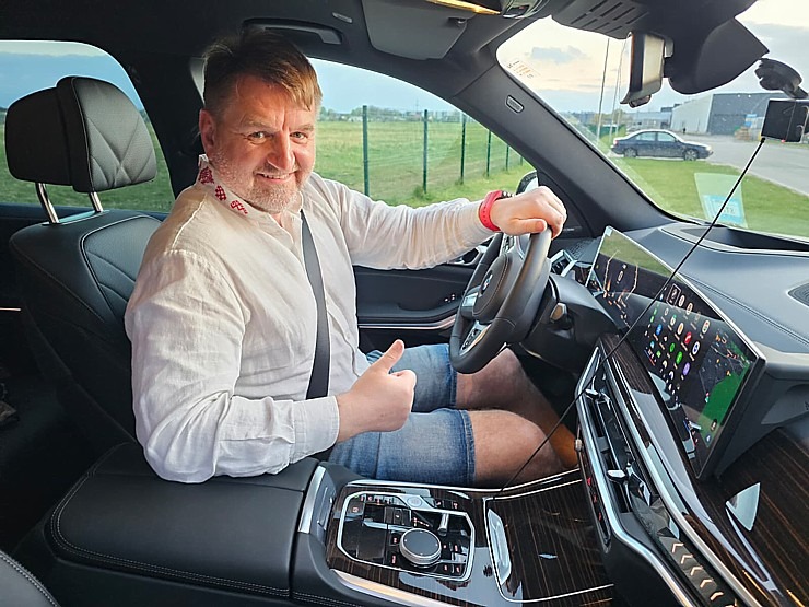 Sadarbībā ar auto nomu «SIXT Latvija» apceļojam Latvijas pavasari - BMW X5 no 60 eiro dienā 391361