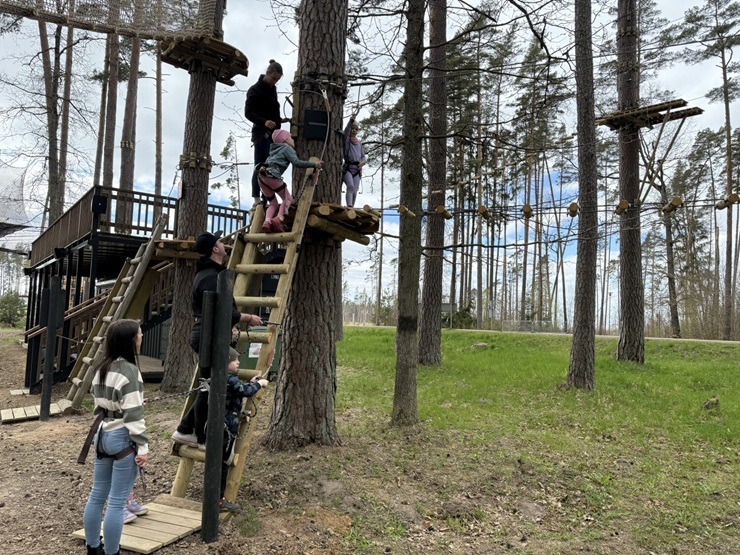 Dobeles novads: «Tērvetes tīklu parks» un «Tarzāns» atsāk darbu 391372