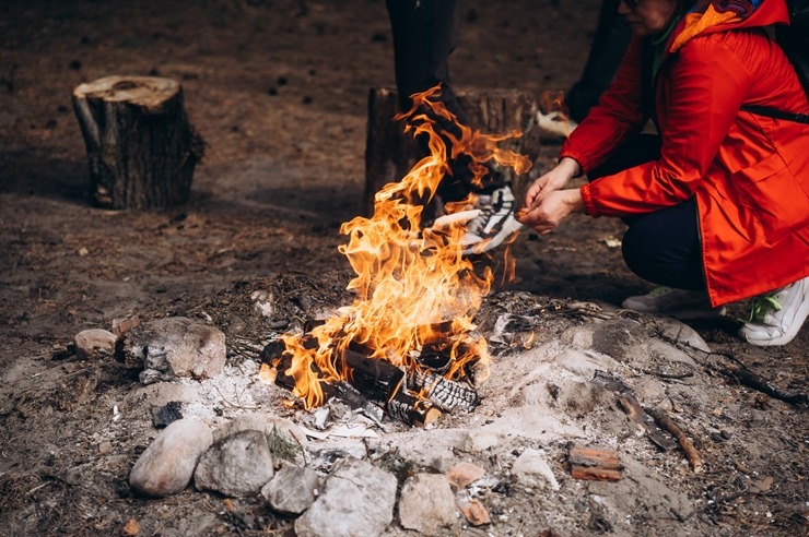 Gids Jānis Zariņš piedāvā izzinošu pārgājienu «Ainažiem–100». Foto: Lauma Dūmiņa (Foto feja) 391481