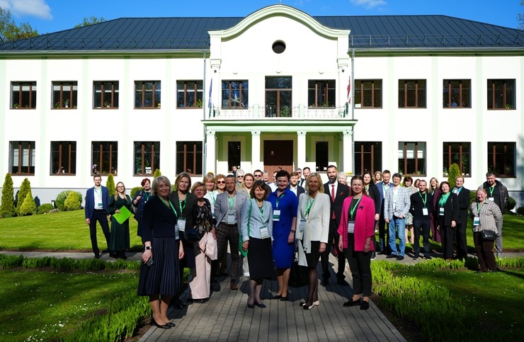 Starptautiskā konference LBTU Malnavas koledžā akcentē viedā tūrisma nozīmi. Foto: Malnavaskoledza.lv 391664