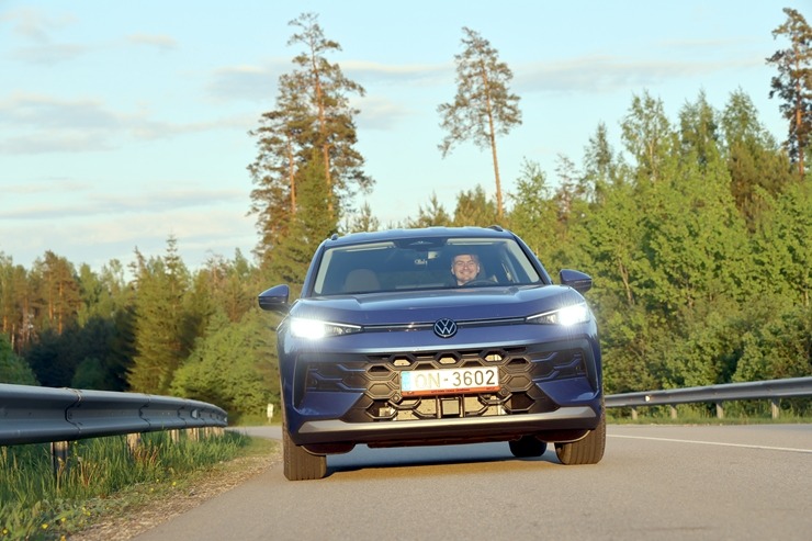 Sadarbībā ar auto nomu «SIXT Latvija» ceļojam no lidostas uz Latgali  - jaunais VW T-Roc no 27 eiro dienā 391978