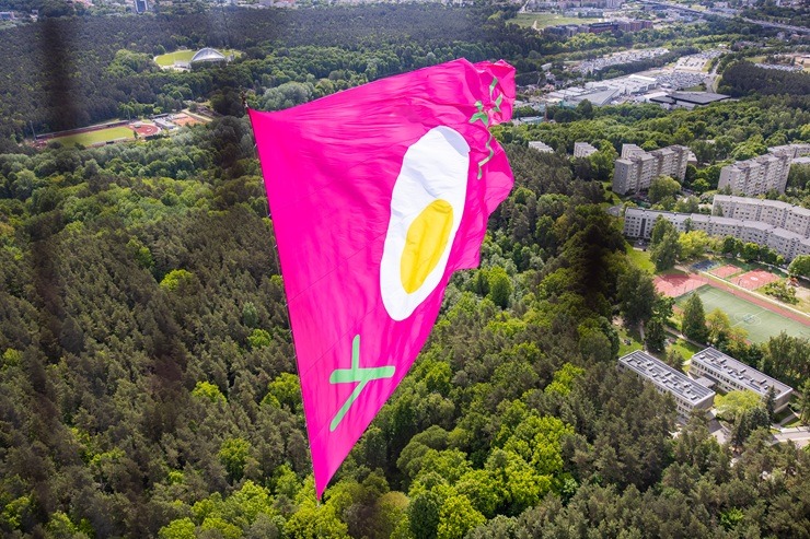 Viļņa iekrāsojas rozā krāsā - sācies aukstās zupas festivāls 392641