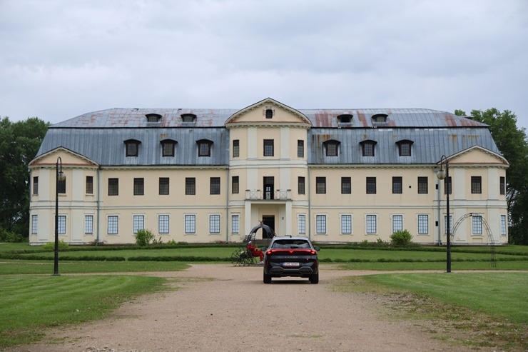 Sadarbībā ar auto nomu «SIXT Latvija» apceļojam Latgali  - Cupra Formentor no 29 eiro dienā 392996