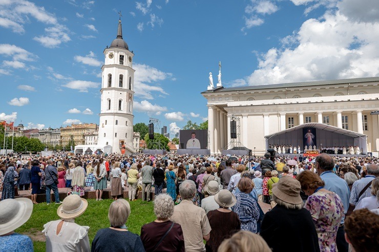 Viļņā notiek viens no lielākajiem katoļu pasākumiem 2026. gadā 393837