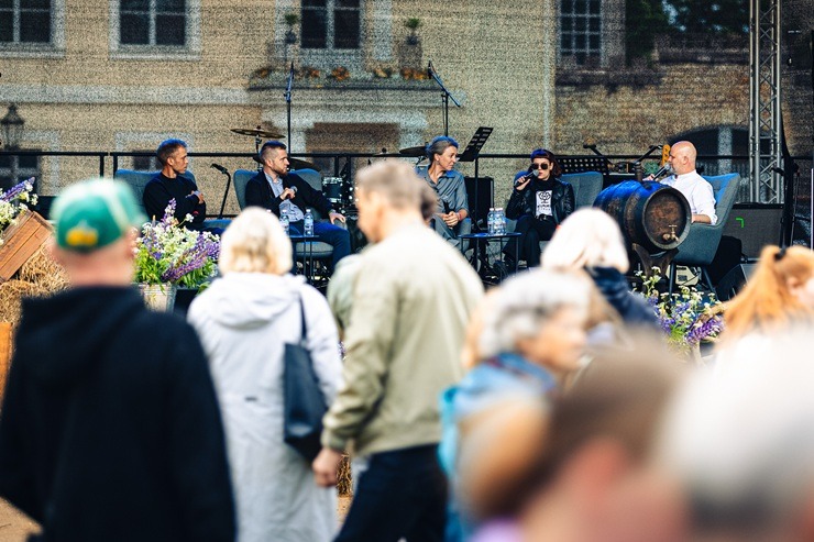 Cēsis atkal miestiņa varā - nosvinēti Alus svētki 394483