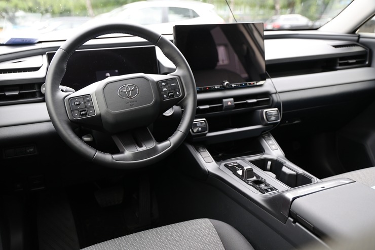 Sadarbībā ar «SIXT Latvia» un «Toyota RAV4» (no 30 eiro dienā) ceļojam Latvijas vasarā 394793