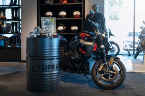 BMW triumfē konkursā «Latvijas Gada motocikls 2026» – BMW R 1300 R iegūst galveno balvu 12