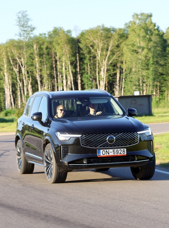 Sadarbībā ar «SIXT Latvia» un «Volvo XC90» (no 55 eiro dienā) apceļojam Latgali 394883