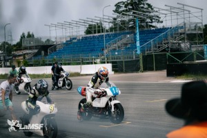 Somu motosportisti labo Biķernieku trases rekordu 1