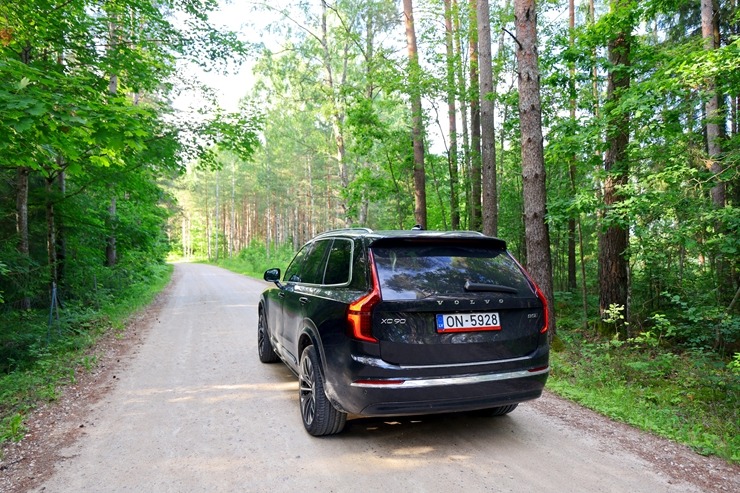 Sadarbībā ar «SIXT Latvia» un «Volvo XC90» (no 55 eiro dienā) apceļojam Latviju 394996