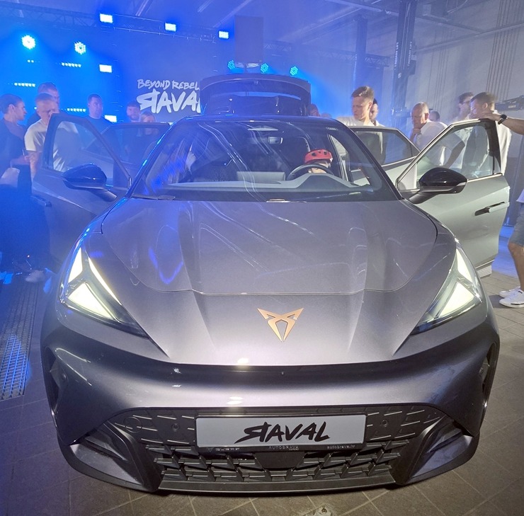Pārdaugavas auto centrs «Autobrava Motors» ielūdz uz CUPRA RAVAL pirmizrādi Latvijā 395425