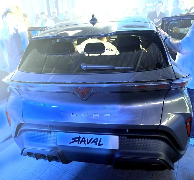 Pārdaugavas auto centrs «Autobrava Motors» ielūdz uz CUPRA RAVAL pirmizrādi Latvijā 395435