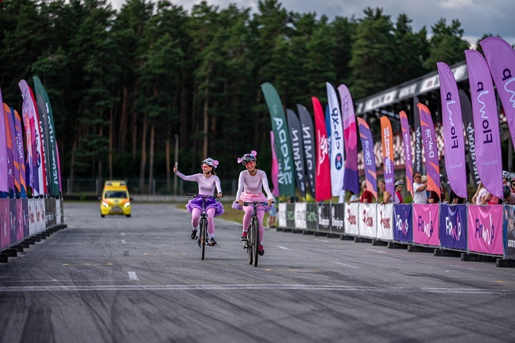 FeelFree Sieviešu Velo diena Biķerniekos pulcē teju 900 dalībnieču 395504