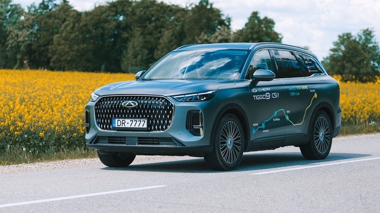«Chery Tiggo 9» iztur Baltijas ceļu eksāmenu 395698