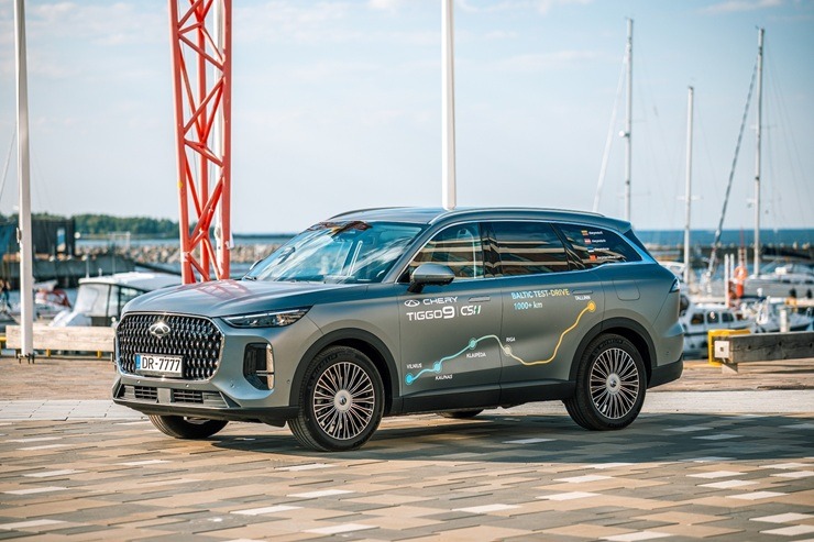 «Chery Tiggo 9» iztur Baltijas ceļu eksāmenu 395685