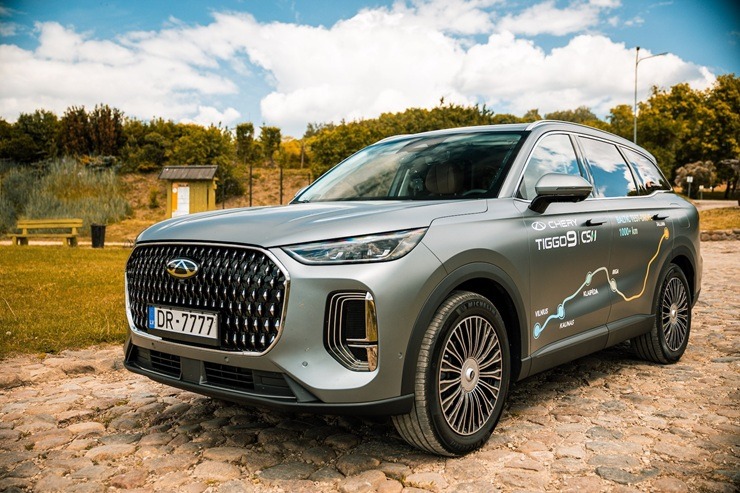 «Chery Tiggo 9» iztur Baltijas ceļu eksāmenu 395689
