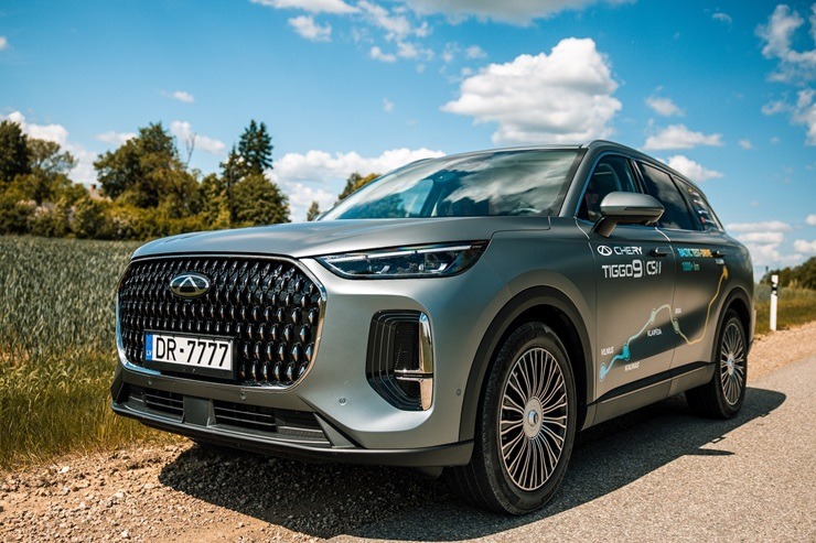 «Chery Tiggo 9» iztur Baltijas ceļu eksāmenu 395692