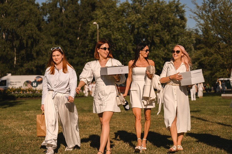 «White Sense Picnic» šogad atklāja Uzvaras parku jaunā gaismā 395754