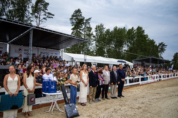 Kristaps Neretnieks triumfē Inčukalnā Pasaules kausa galvenajā maršrutā 396315