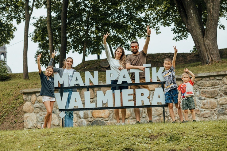 Valmiera vērienīgi svin 743. dzimšanas dienu 396353