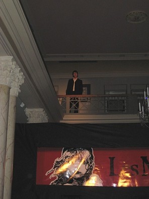 2007. gada 12. decembrī Vēstures un Kuģniecības muzejā notika BT1 rīkotā preses konference mūziklam Les Miserables. To atklāja Ingus Pētersons ar dzie 2007. gada 12. decembrī Vēstures un Kuģniecības muzejā notika BT1 rīkotā preses konference mūziklam Les Miserables. To atklāja Ingus Pētersons ar dzie 19574