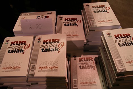Speciālais izglītības iespēju katalogs: Kur mācīties tālāk? Sīkāka informācija par izstādi: www.bt1.lv Speciālais izglītības iespēju katalogs: Kur mācīties tālāk? Sīkāka informācija par izstādi: www.bt1.lv 20815
