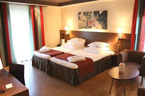 Reval Hotel Neris numuri pēc platības nav īpaši plaši, bet racionāli pārdomāti un funkcionāli 23230