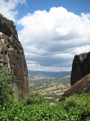 Skats uz ieleju no Magalo Meteoron klostera 23528